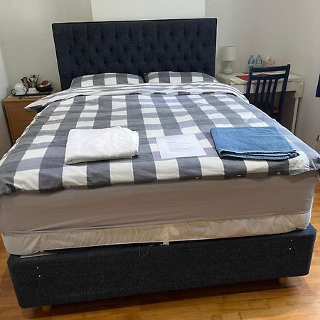 Large Double Bedroom With Free On Site Parking Kingston upon Thames  Luaran gambar